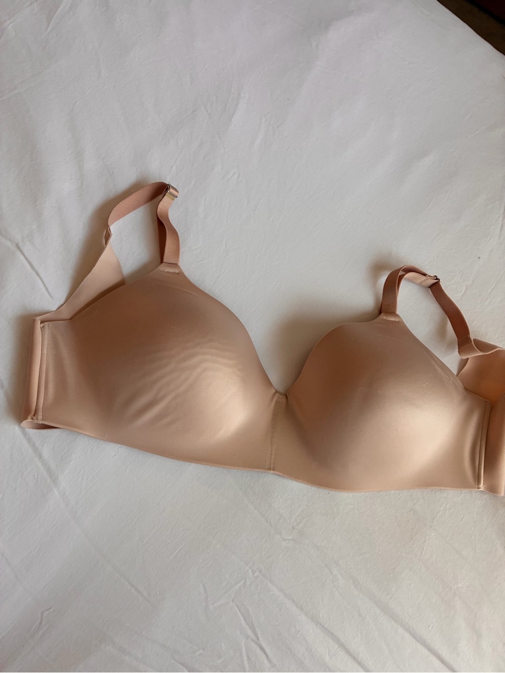 Soma Nude Vanishing Back Wireless Molded T-Shirt Bra